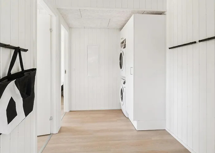 Dom wakacyjny Amazing In With Sauna Højby